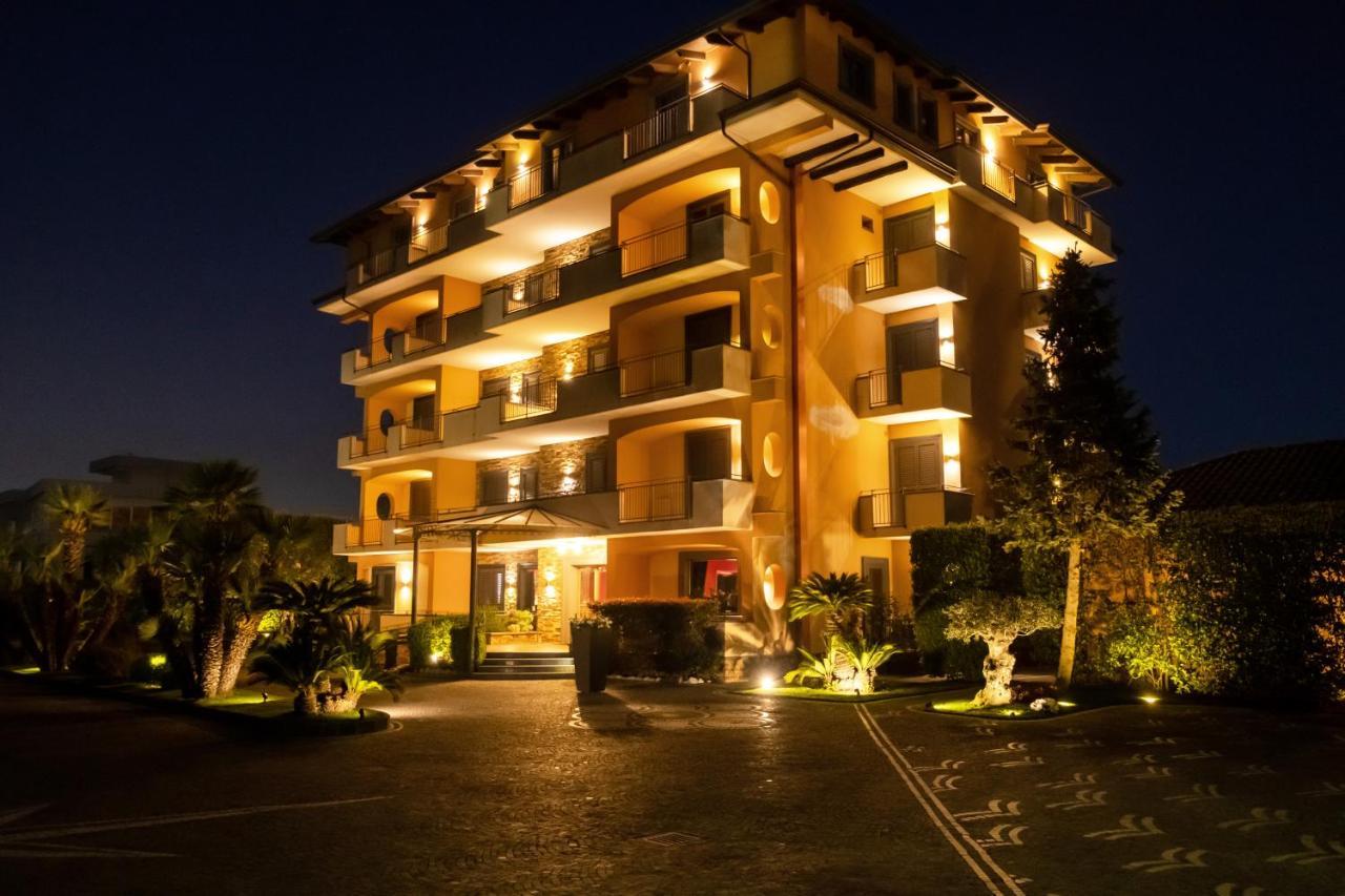 Hotel Orizzonte Лаго-Патрия Экстерьер фото